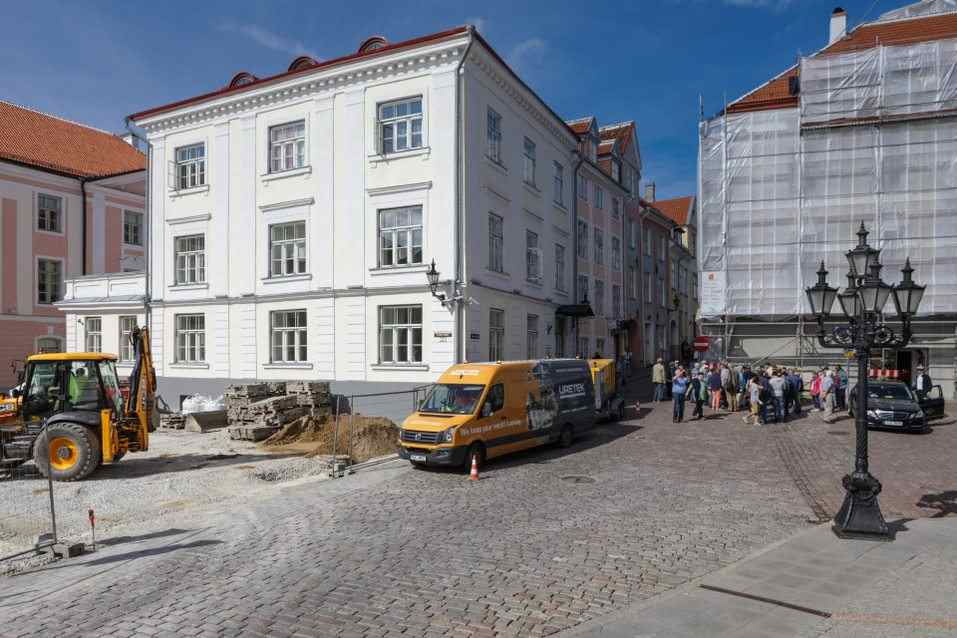 Ajaloolise hoone vundamendi stabiliseerimine ja pinnase tihendamine Tallinna vanalinnas